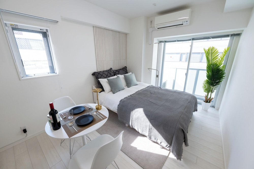 LIVCITY KINSHICHO