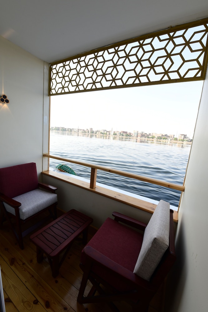 Azhar Dahabiya Luxury Suites