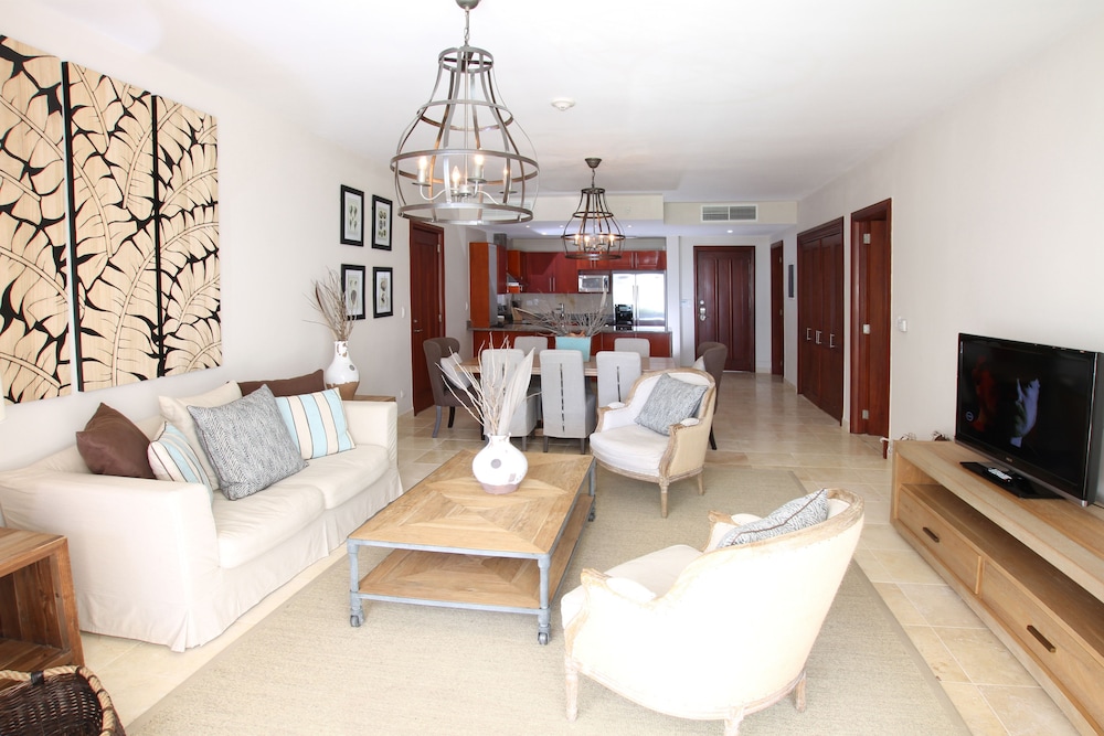 Punta Palmera Cap Cana by Essenza Retreats