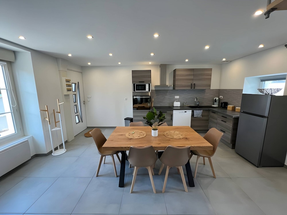 Charming Home in Parigne-l'eveque Near Le Mans photo 3