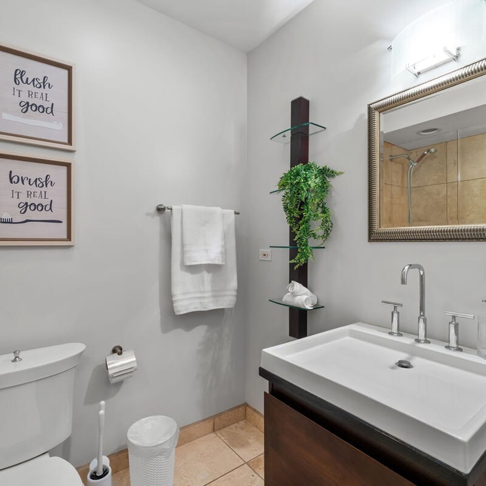 Luxurious 8 Bed Retreat State of the Art Theater