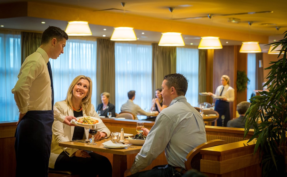 Limerick Vacations - Maldron Hotel Limerick - Property Image 11