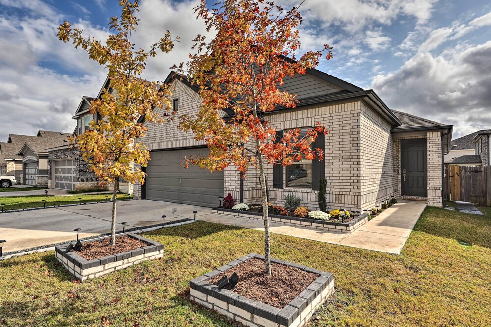 Charming Home Near Austin w/ Grill & Porch! - Image 5