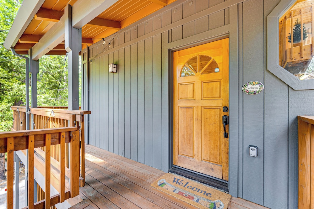 Game Room: 'blue Lake Mountain Retreat' in Arnold