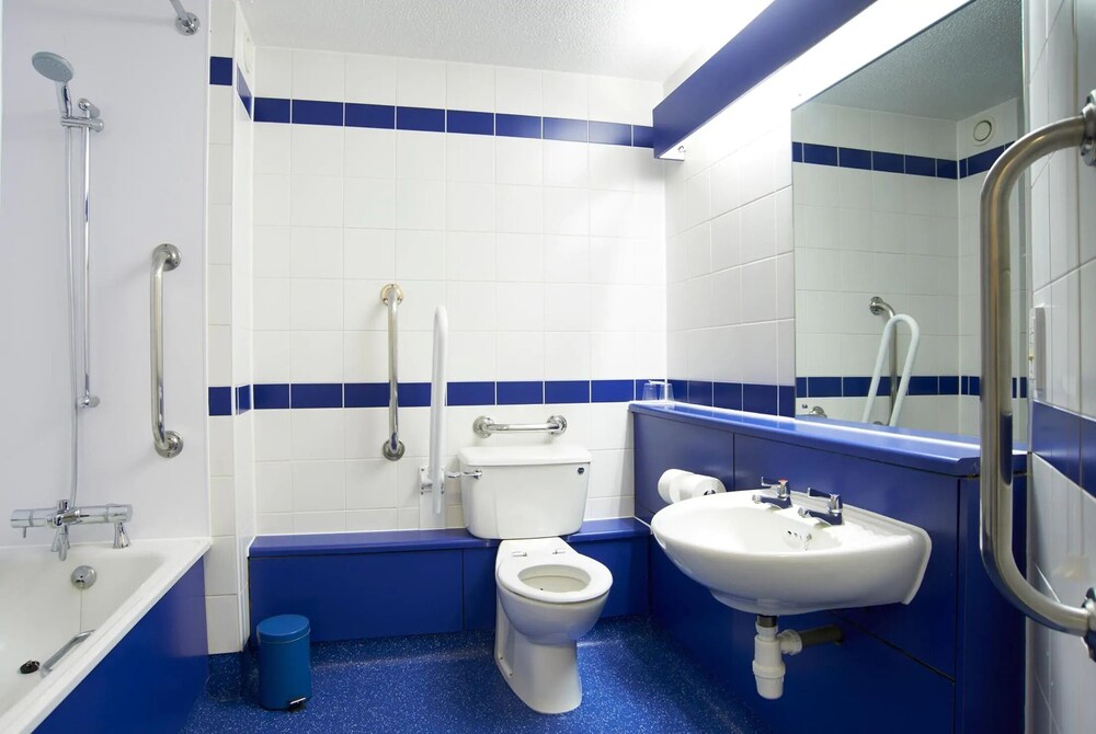 Travelodge London Docklands Central 19