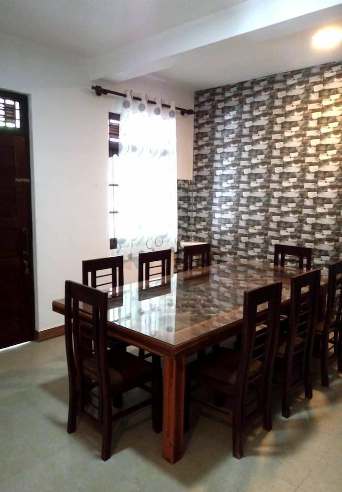 Ku Kandy Villa