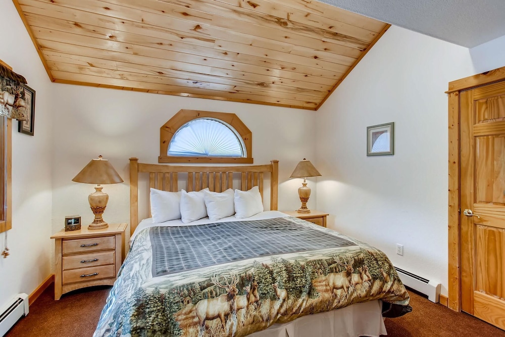 Estes Park Condos - Property Image 178