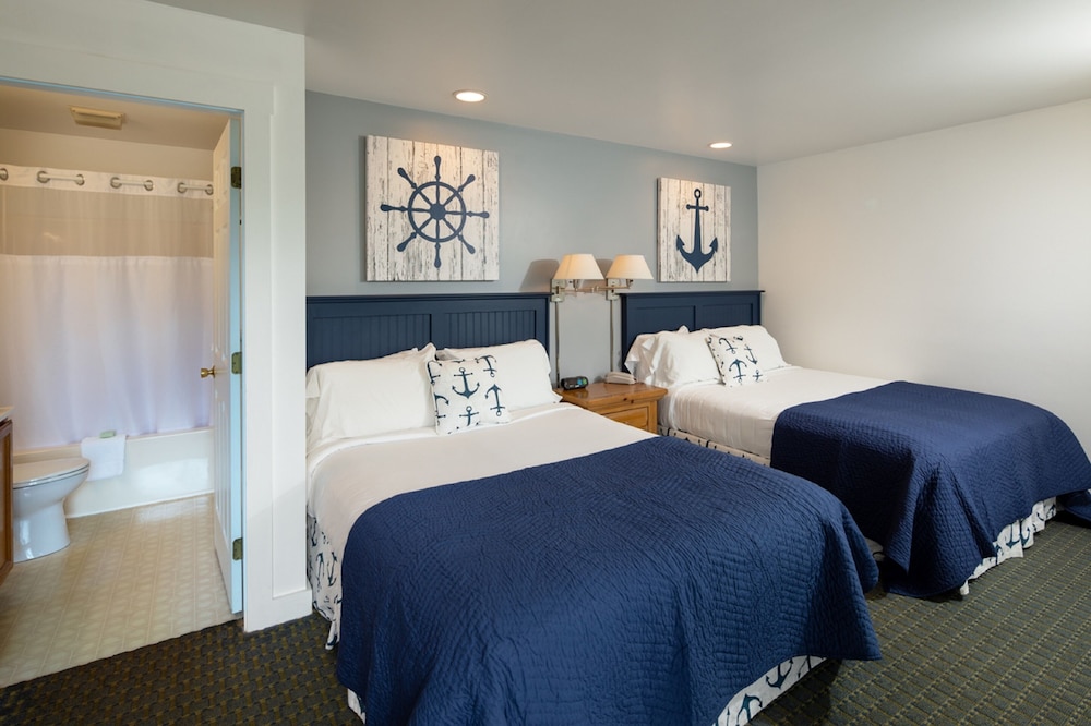 Glen Cove Inn & Suites