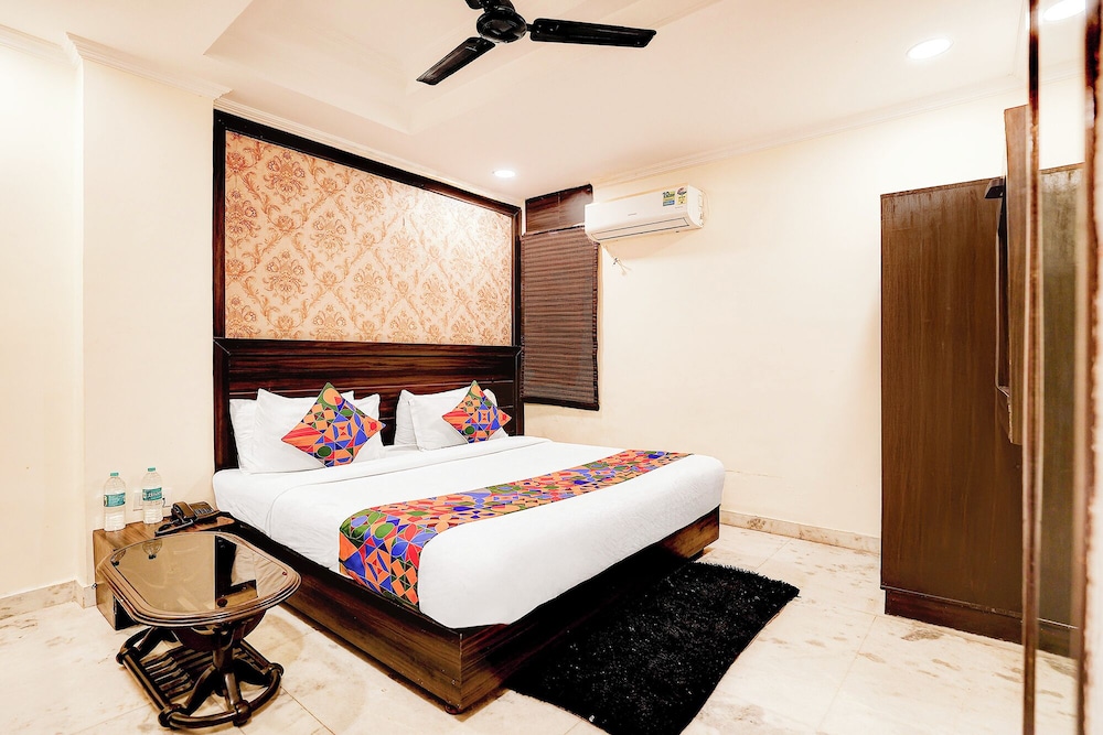 Fabhotel Comfort Stay I