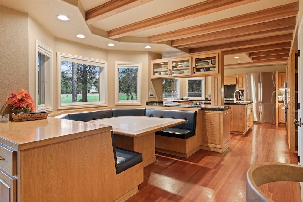 Winners Circle 30 5 Bedroom Home