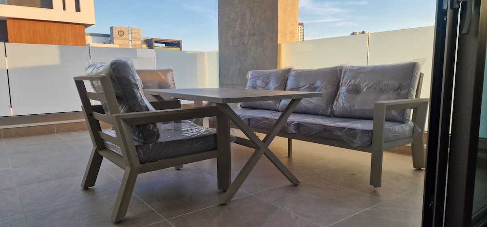 Mulberry Court Premium Apartments