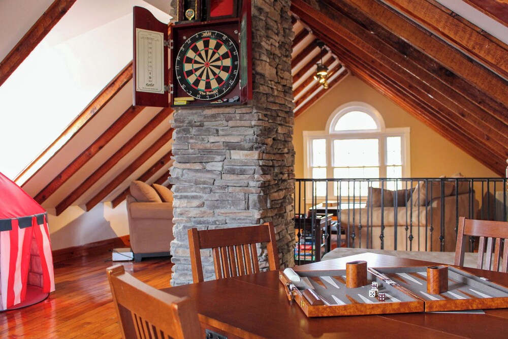 Hike, Fish, Ski & More: Spacious Gem in Catskills!