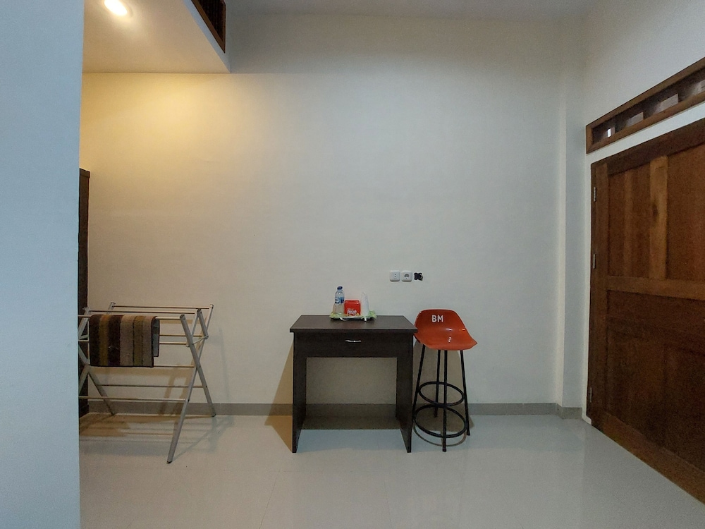 Gondang Sivali Hotel
