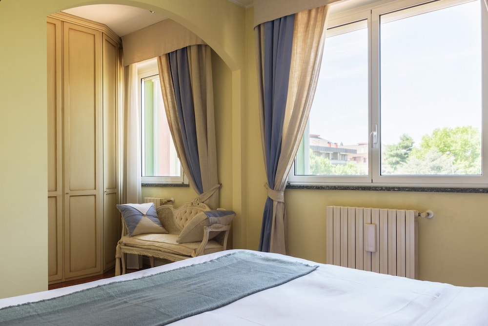 Home at Hotel Arese Vismara Apt