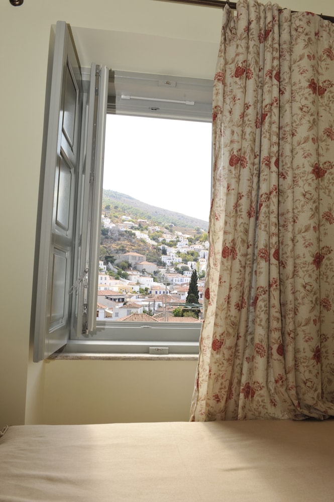 Photo 43
