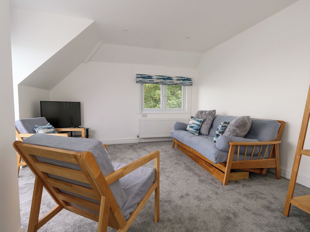 3 Harbour Heights