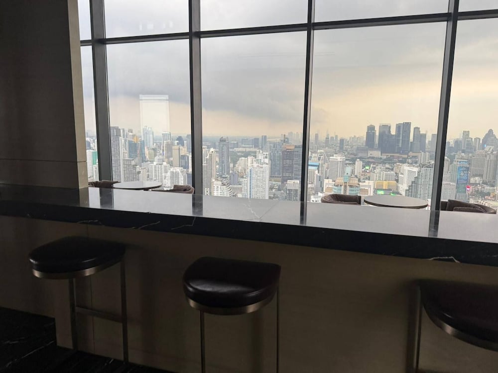 Circle Living Skyline Residence