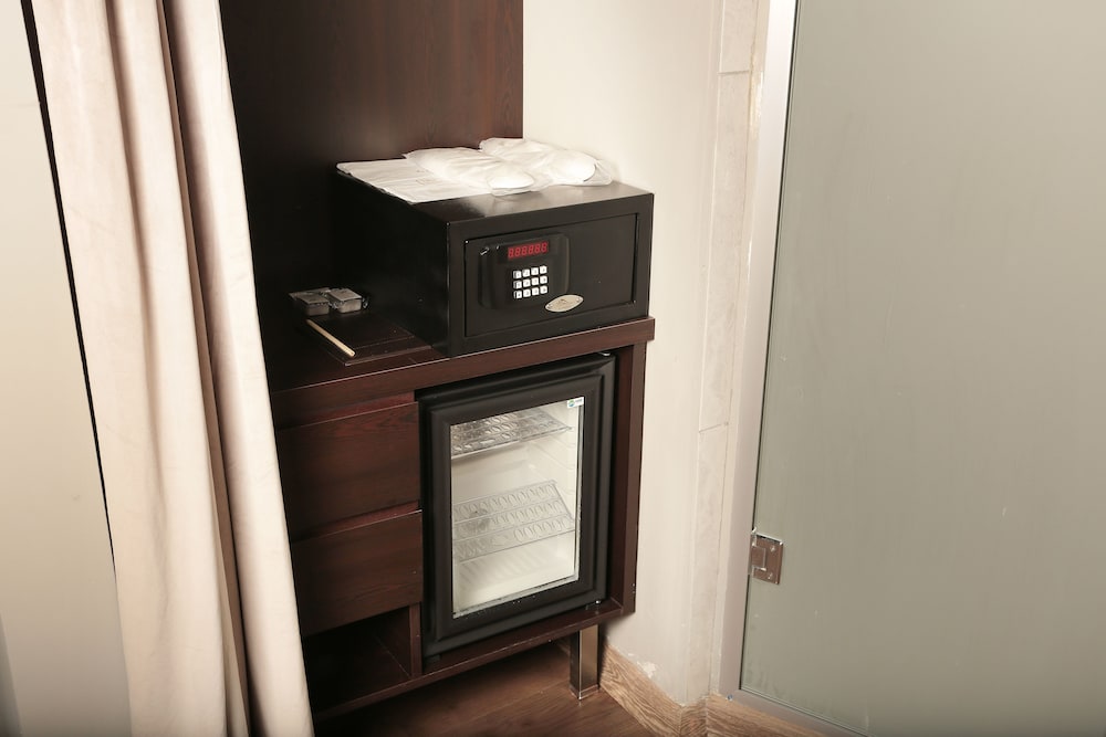 Ferman Pera - Image 55