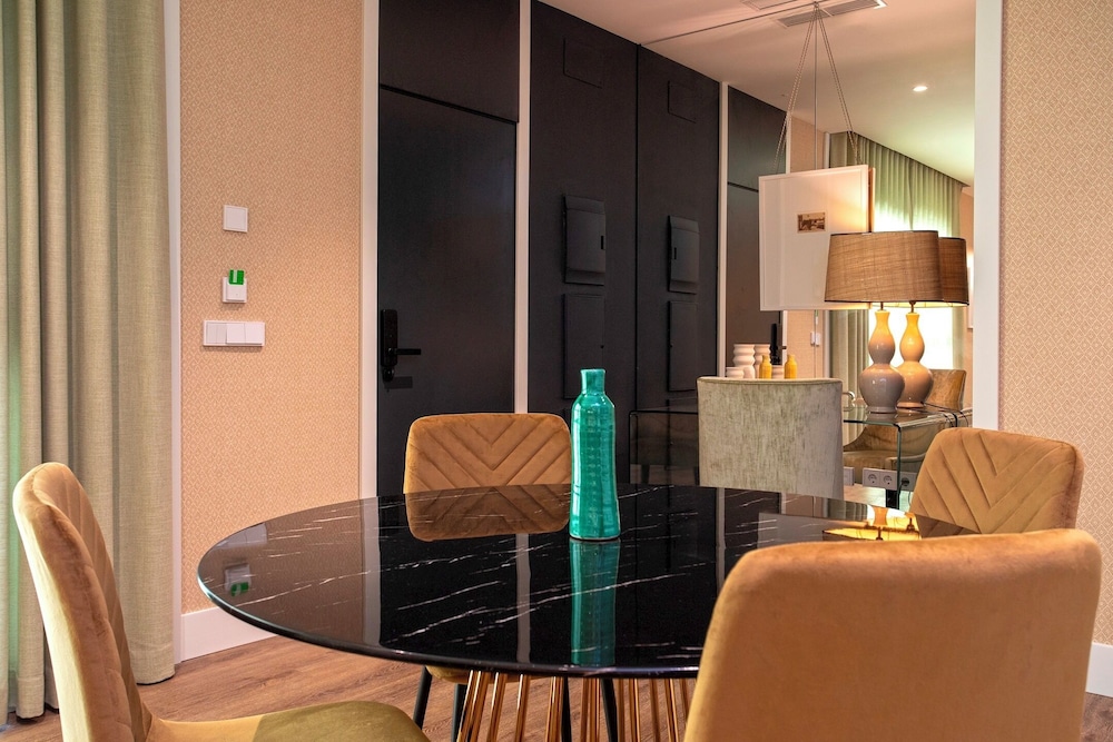 Luxury Apartment Near Torre del Oro Betis Xvii