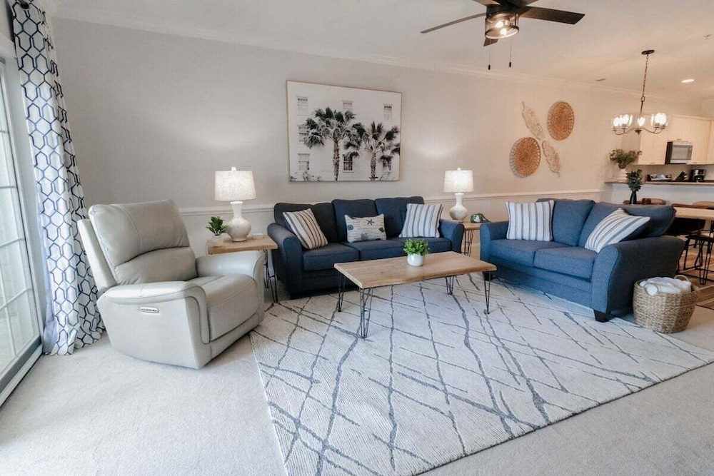 Magnolia Pointe Luster Leaf 4894-303 2 Bedroom Condo