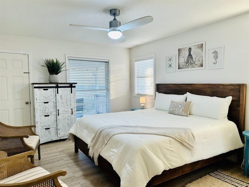 854 S Fletcher 2 Bedroom Home