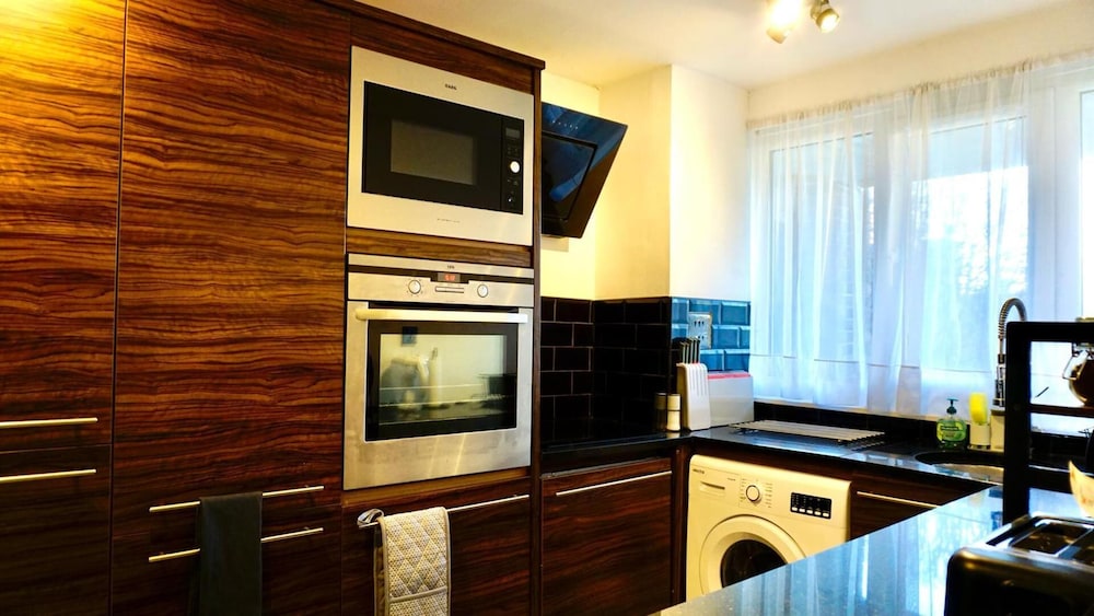 Stunning 1-bed Apartment in Bishop Auckland view 4