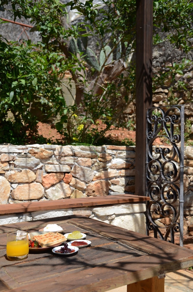 Villa Athina
