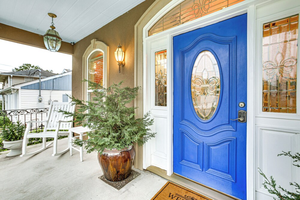 5 Mi to Bourbon Street: Nola Home w/ Fenced Yard!