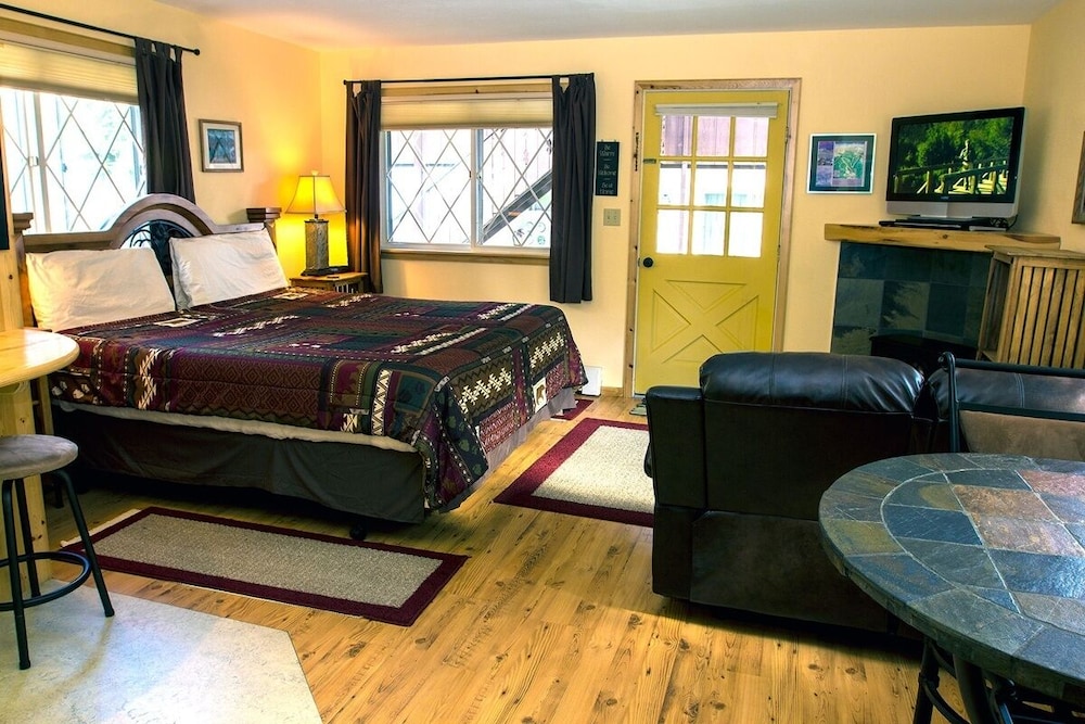 Fawn Valley Inn: 235 1 Bedroom Condo
