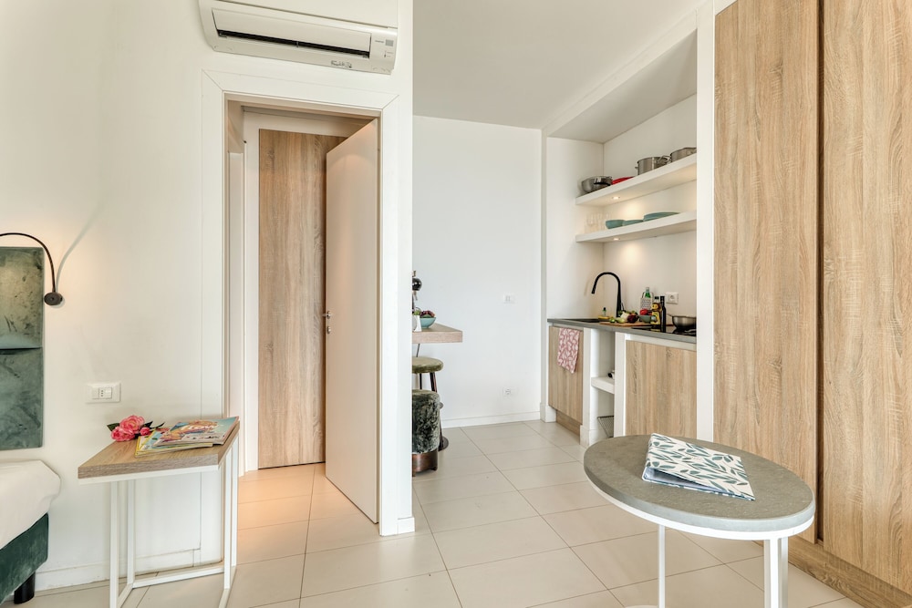 Holiday Resort Balzi Rossi