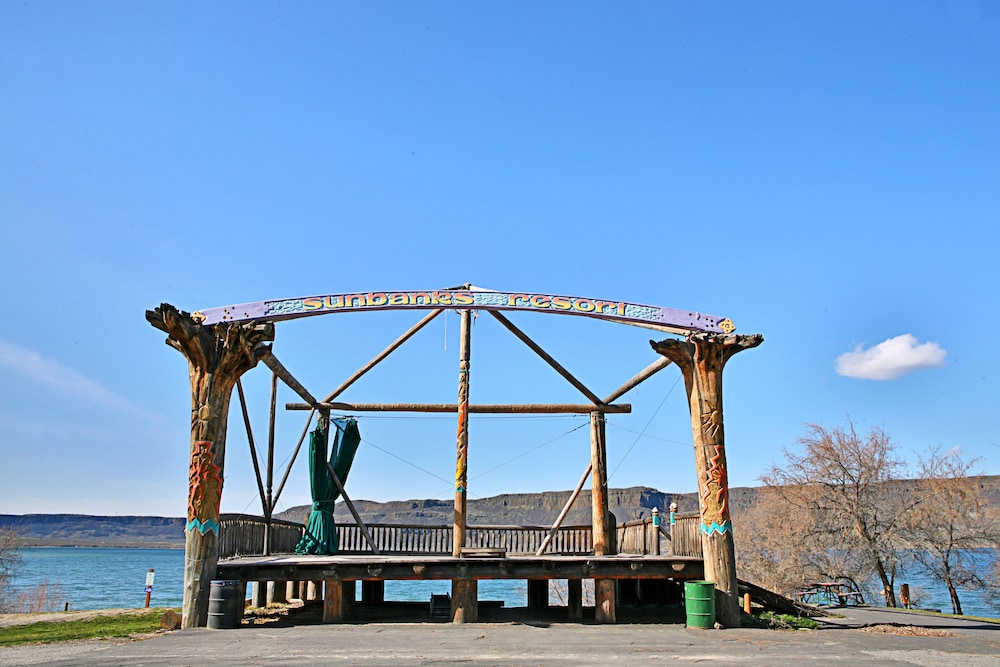 Sunbanks Lake Resort
