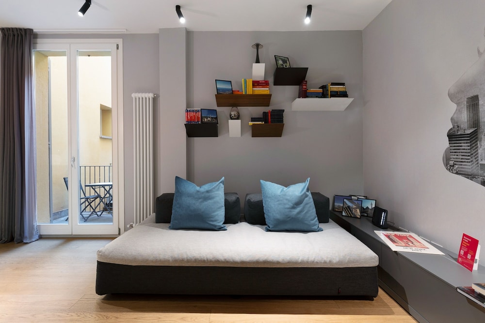 Caldarese Apartment With Balcony by Wonderful Italy