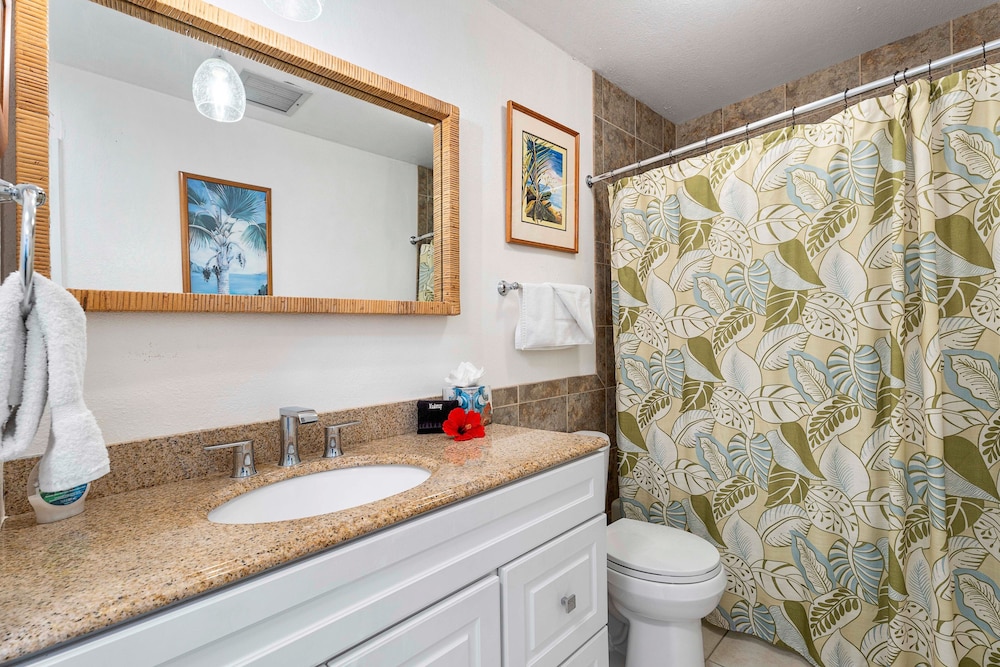 Ocean & Golf Course Views - 2 Bdrm With Loft - AC - Private Lanai -vrkcv