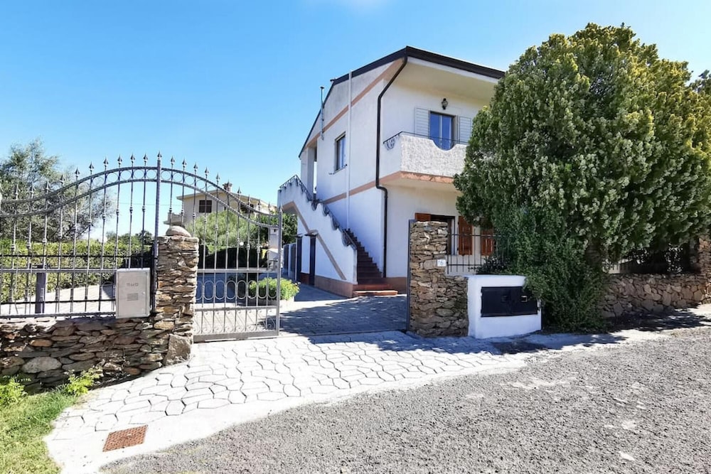 Welcomely - La Casa Di Rita - Salamaghe