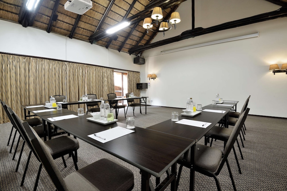 Bakubung Self-Catering Chalets
