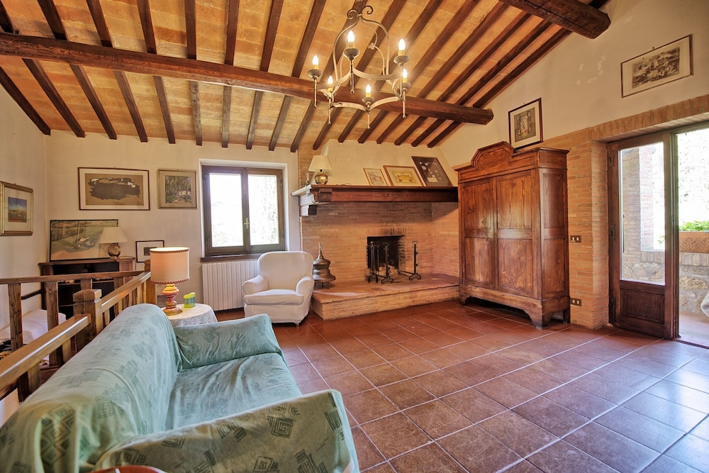 Casale Giulio