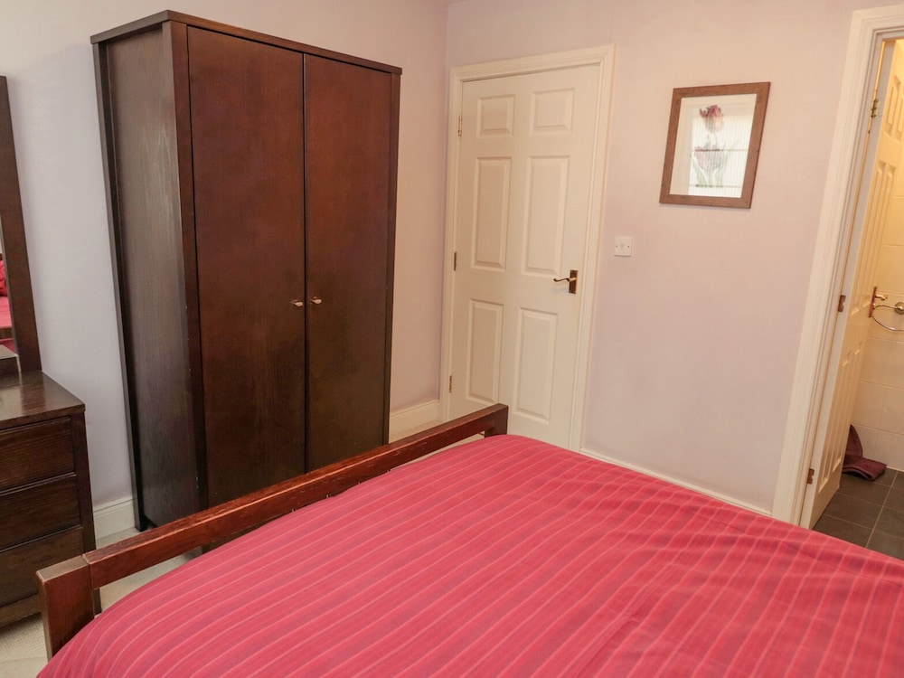 Orchard Lodge