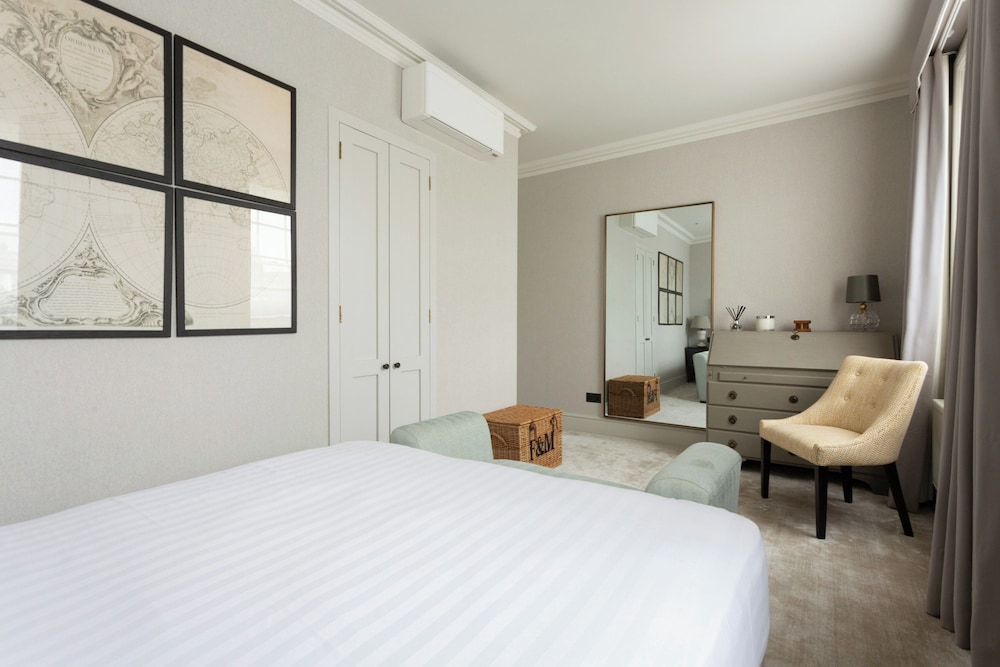 First Street III by Onefinestay