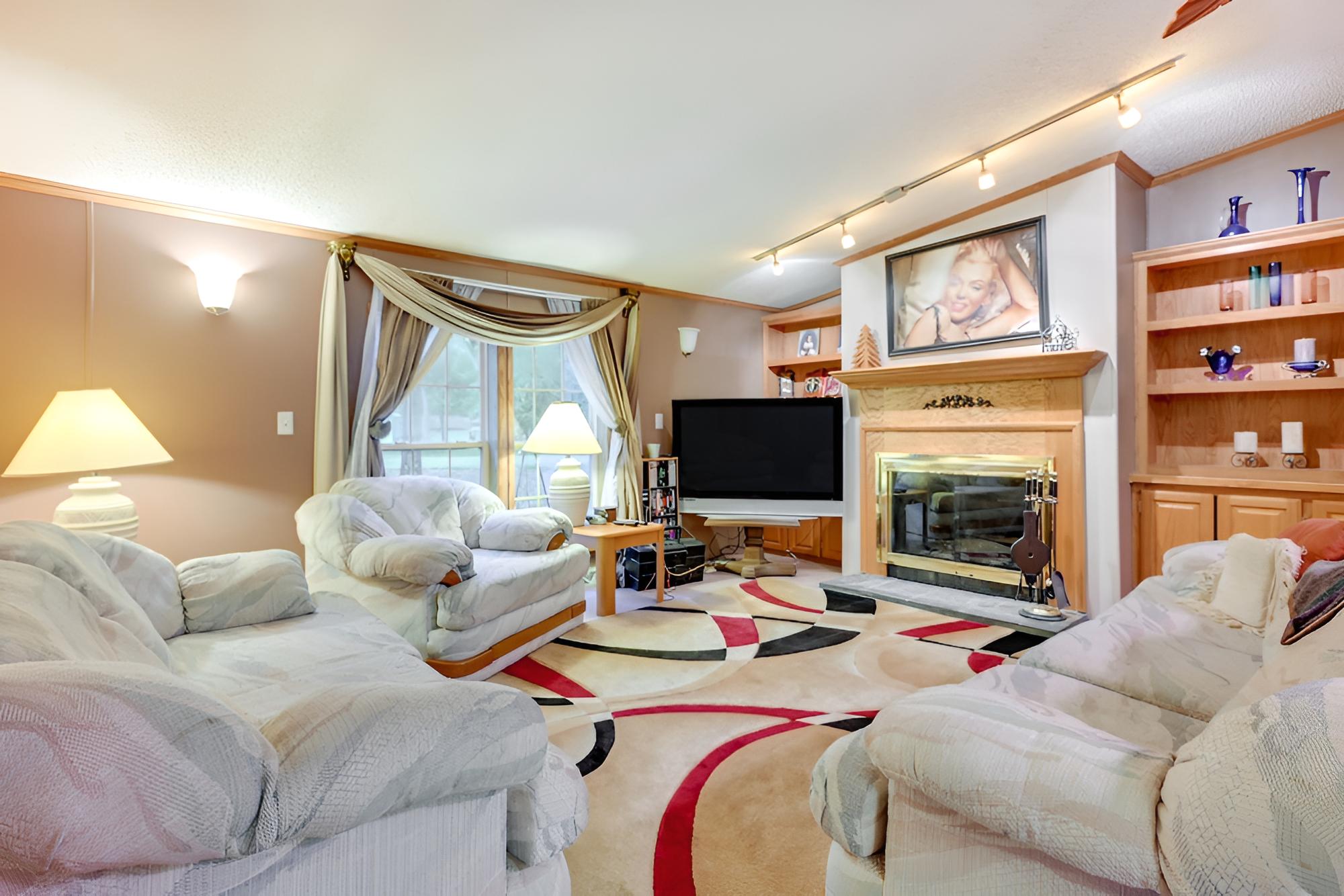 Caseville Home: Walk to Beach on Lake Huron! view 3