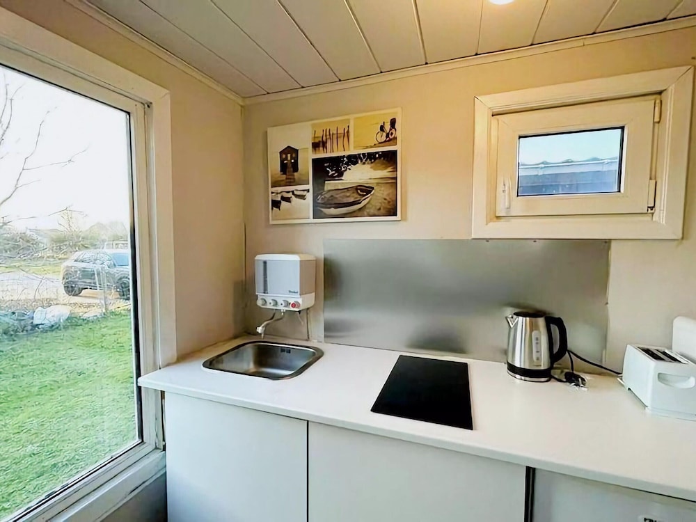 Lovely Holiday Home in Vlaanderen With Garden