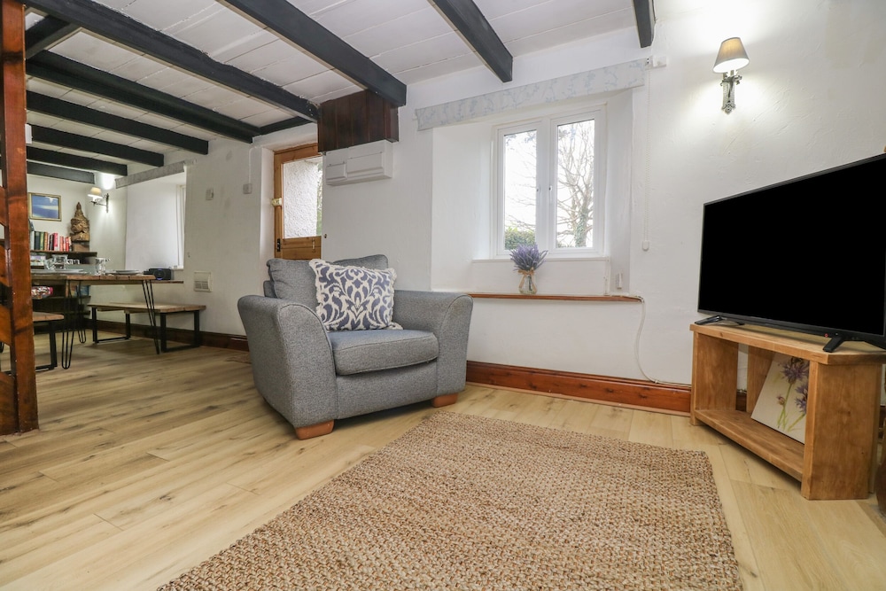 Myrtle Cottage