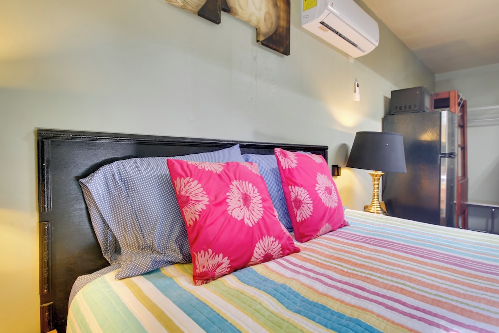 Remote Workers Welcome: Studio in Santa Rosa!