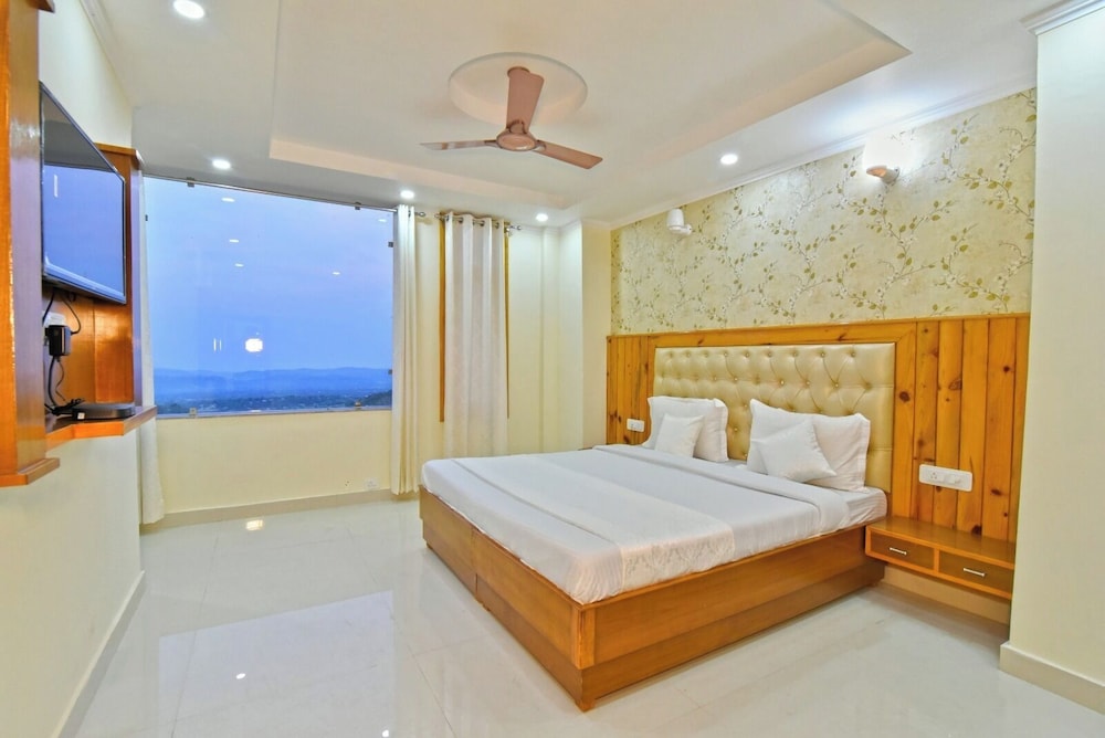 Hotel Pine View # 5 Star Feeling # Near Cricket stadium 5 km# VPO, Sudher Dharamshala