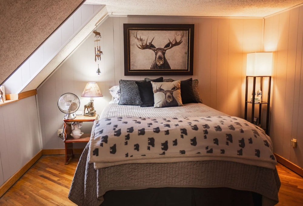 Columbine Roadhouse-4br Mountain Retreat Near Durango