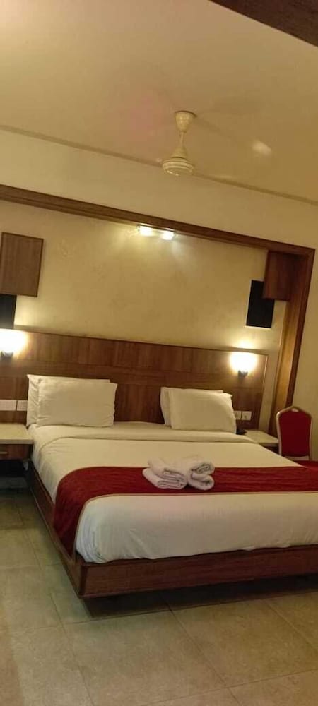 Breeze Palace