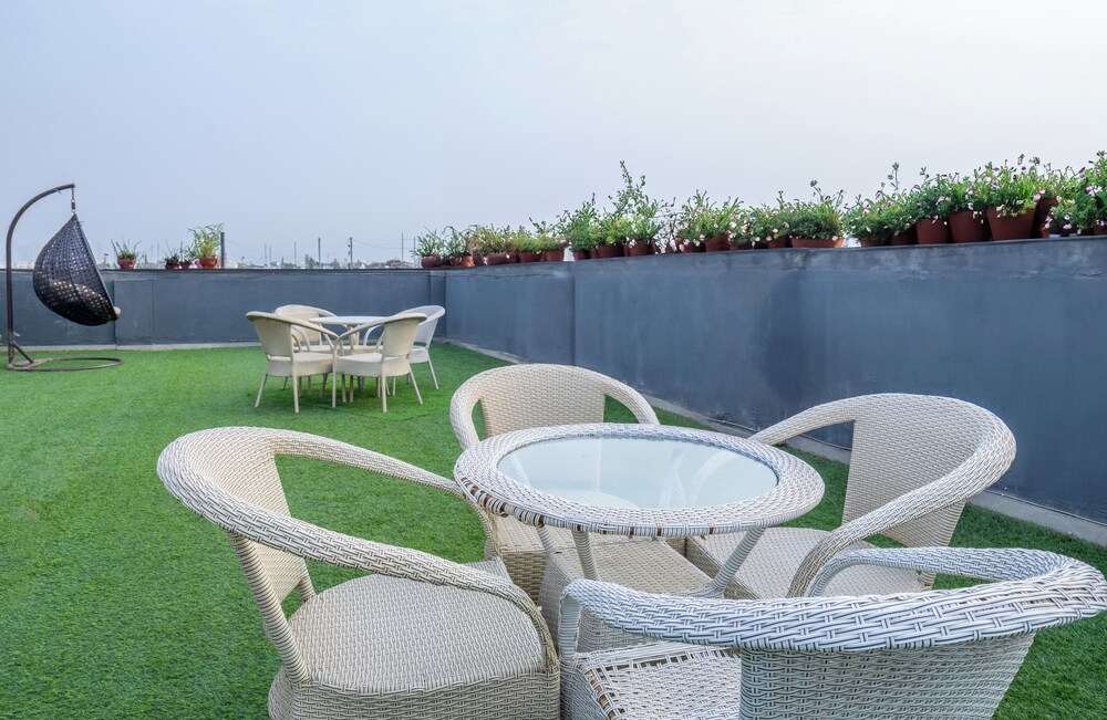 Housr 46 M2K Corp Near Park Hospital