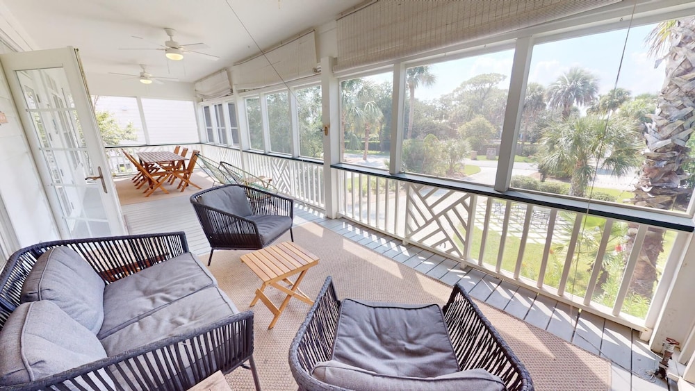 Miss Us Howl by Tybee Vacation Rentals