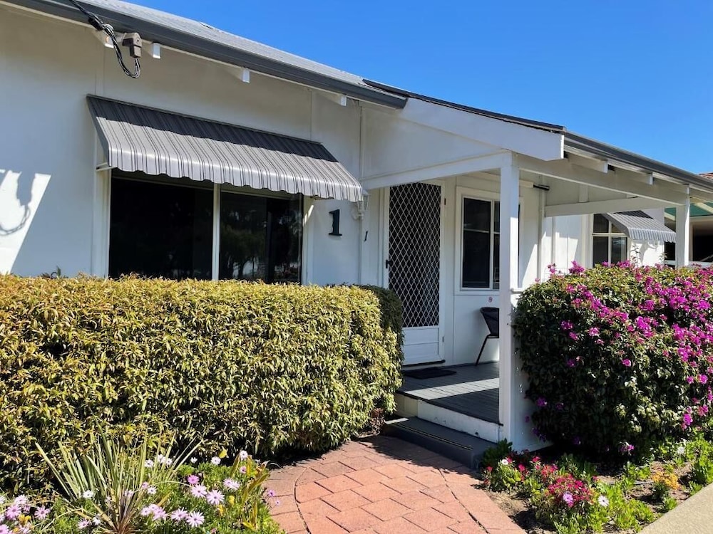 Busselton Jetty Chalets