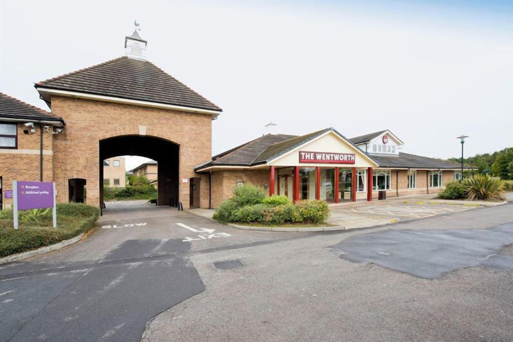 Premier Inn Sheffield/Barnsley - M1 Jct36