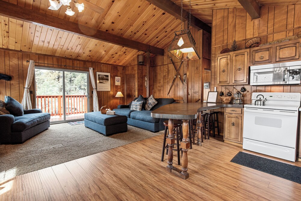 Forest Edge Retreat
